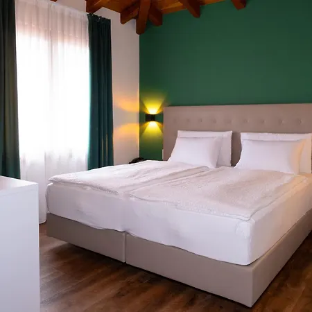 Il Castagno Hotel 3*